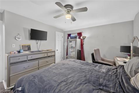 1403 Churchill Road Lyndhurst OH 44124