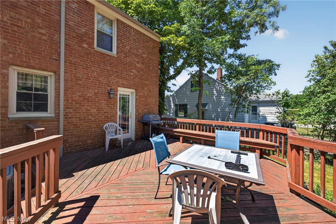 1403 Churchill Road Lyndhurst OH 44124