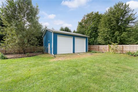2248 Portage Line Road Uniontown OH 44685