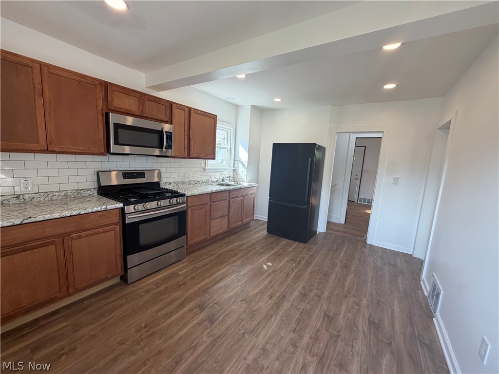 5231 Clement Avenue Maple Heights OH 44137