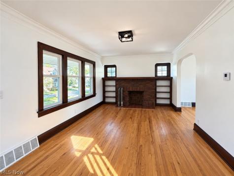 5231 Clement Avenue Maple Heights OH 44137