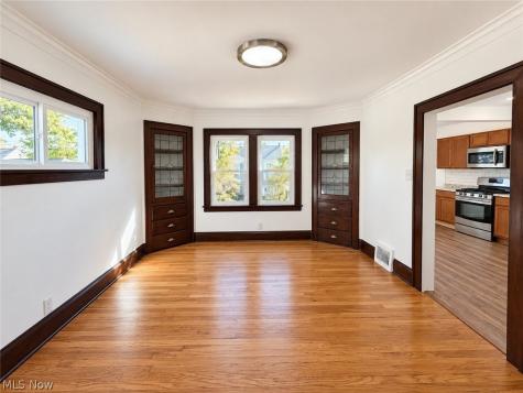 5231 Clement Avenue Maple Heights OH 44137