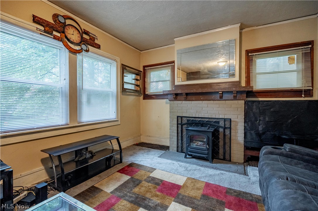 531 Fernwood Drive Akron OH 44320