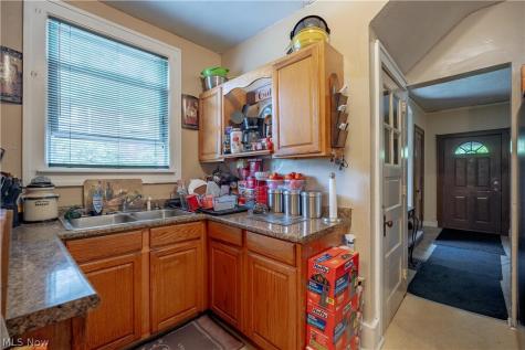 531 Fernwood Drive Akron OH 44320