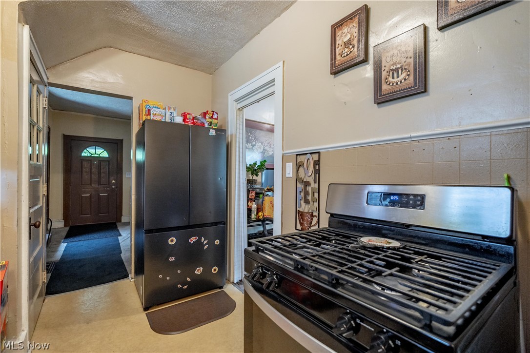 531 Fernwood Drive Akron OH 44320