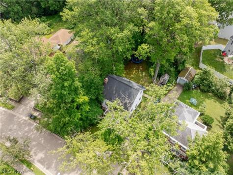 531 Fernwood Drive Akron OH 44320