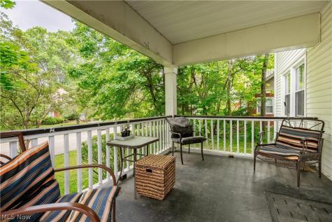 531 Fernwood Drive Akron OH 44320