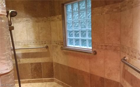 14405 Aquilla Road Burton OH 44021