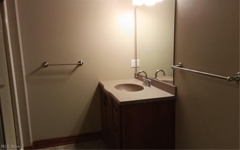 14405 Aquilla Road Burton OH 44021