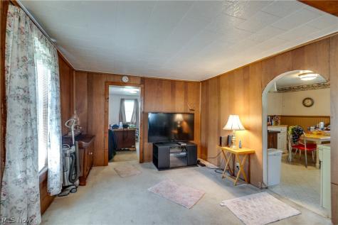 3797 Harper Avenue Barberton OH 44203