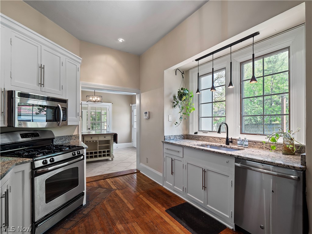 12582 Clifton Boulevard Lakewood OH 44107