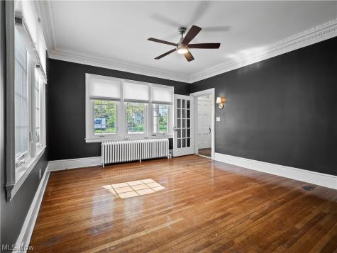 12582 Clifton Boulevard Lakewood OH 44107