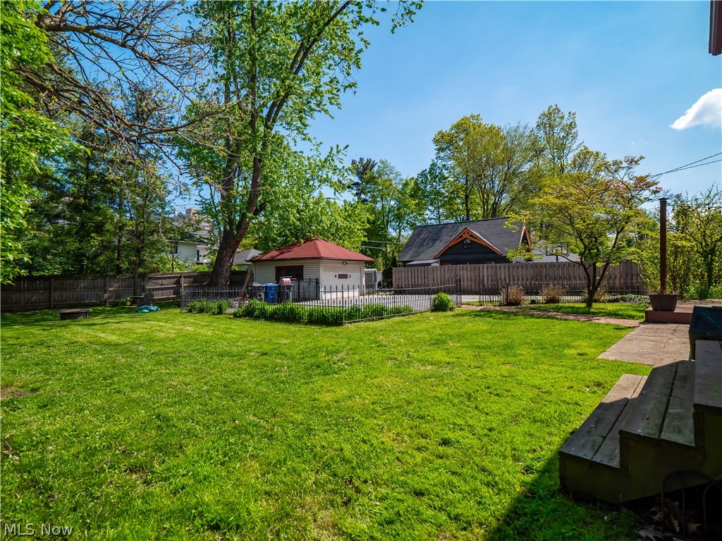 12582 Clifton Boulevard Lakewood OH 44107
