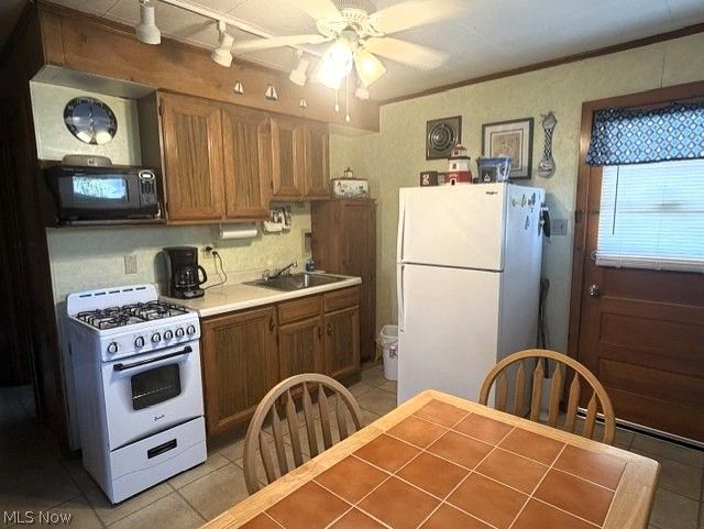 2033 Morningside Avenue Ashtabula OH 44004