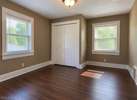 847 Keeney Street Akron OH 44310