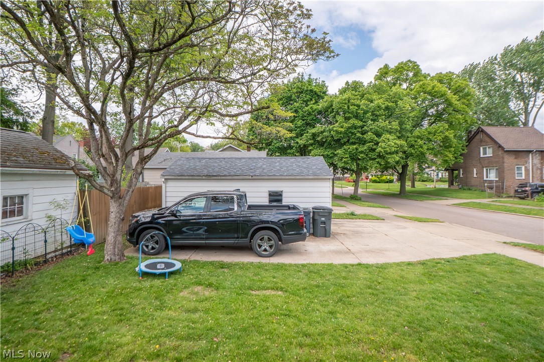 1761 Shaw Avenue Akron OH 44305