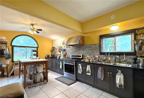 33 Henry Street Berea OH 44017