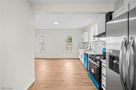 14148 Berwyn Avenue Cleveland OH 44111