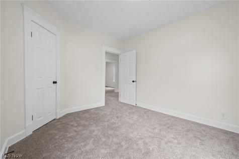 14148 Berwyn Avenue Cleveland OH 44111