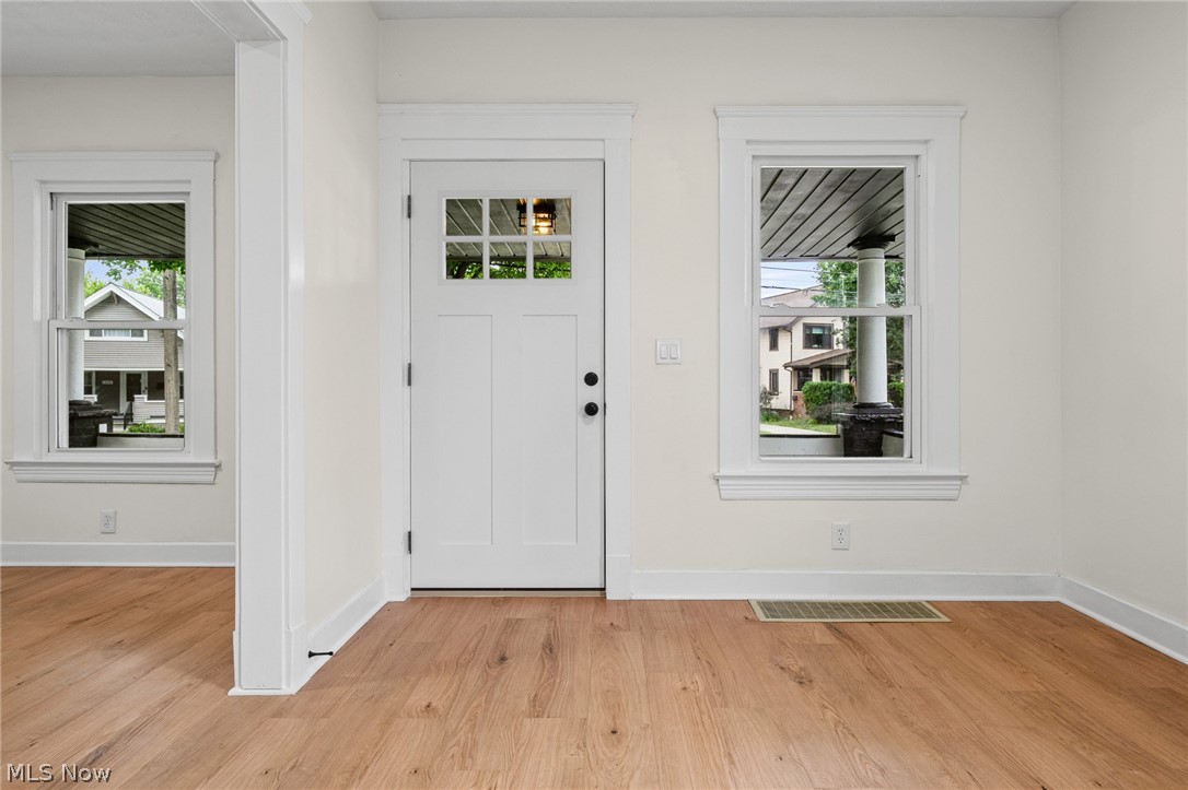14148 Berwyn Avenue Cleveland OH 44111