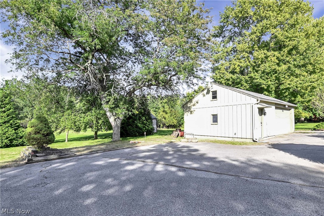 9327 Lake Shore Boulevard Mentor OH 44060