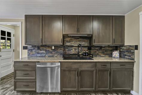 9327 Lake Shore Boulevard Mentor OH 44060