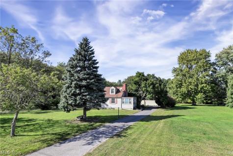 9327 Lake Shore Boulevard Mentor OH 44060