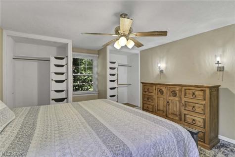 9327 Lake Shore Boulevard Mentor OH 44060