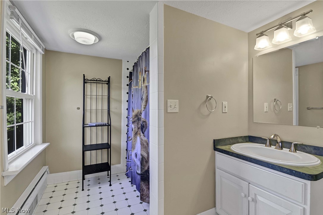 9327 Lake Shore Boulevard Mentor OH 44060