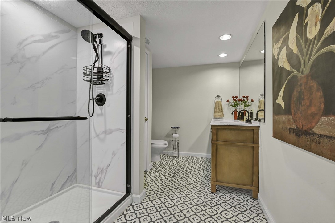 9327 Lake Shore Boulevard Mentor OH 44060