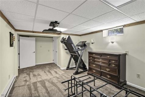 9327 Lake Shore Boulevard Mentor OH 44060