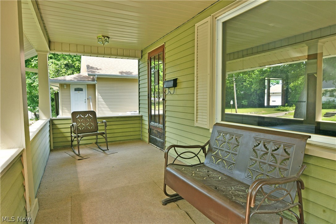 722 5th Street Struthers OH 44471