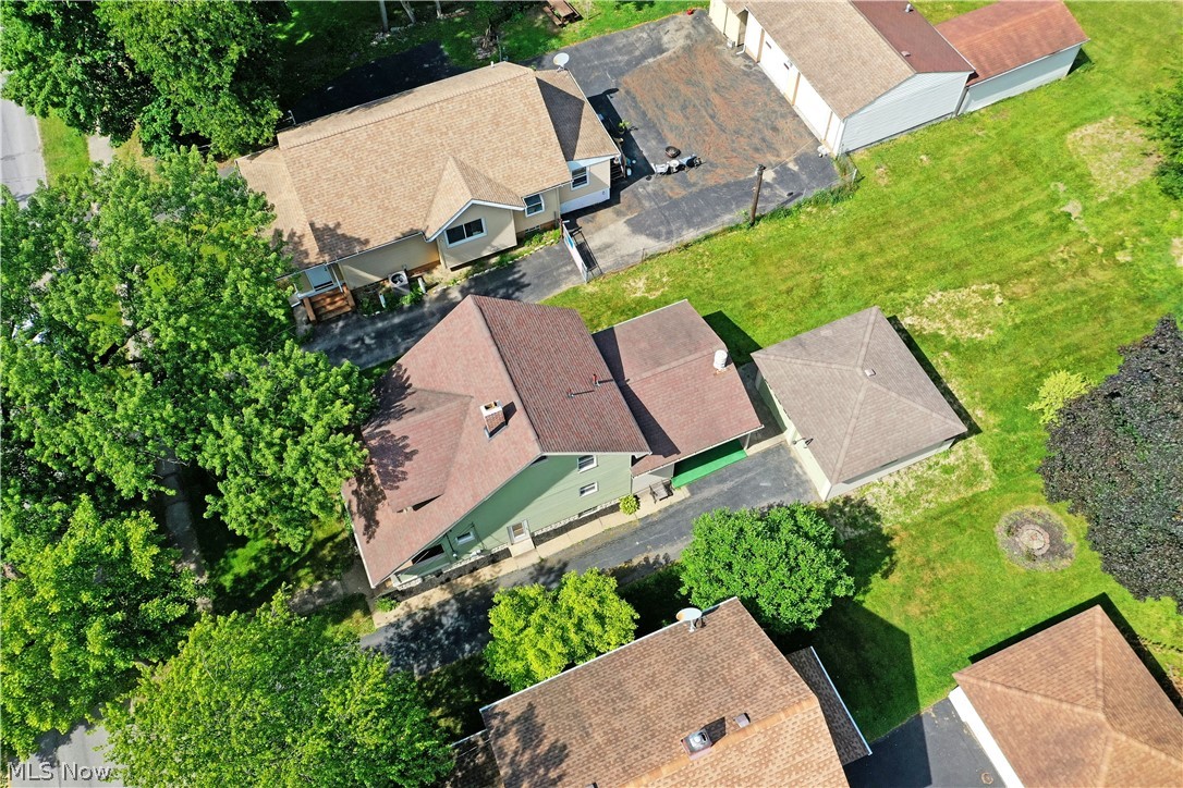 722 5th Street Struthers OH 44471