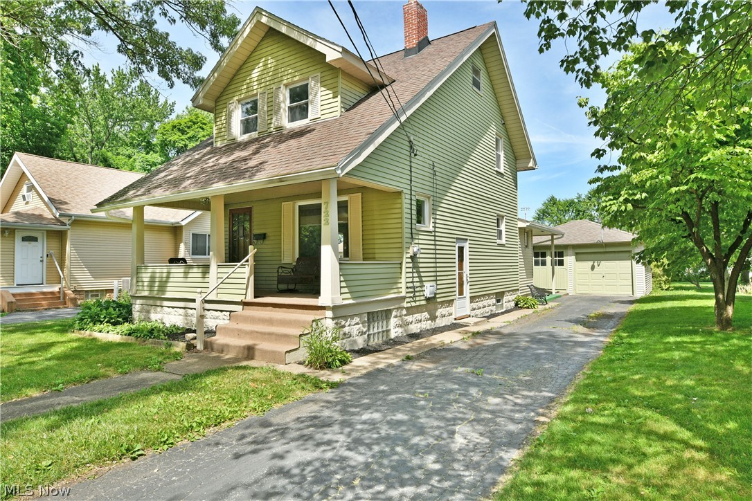 722 5th Street Struthers OH 44471