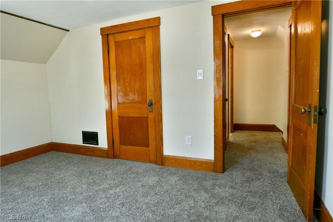 722 5th Street Struthers OH 44471