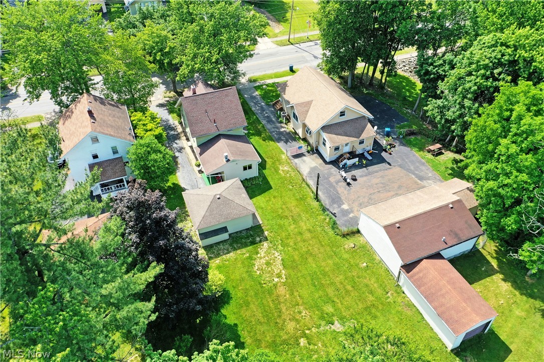 722 5th Street Struthers OH 44471