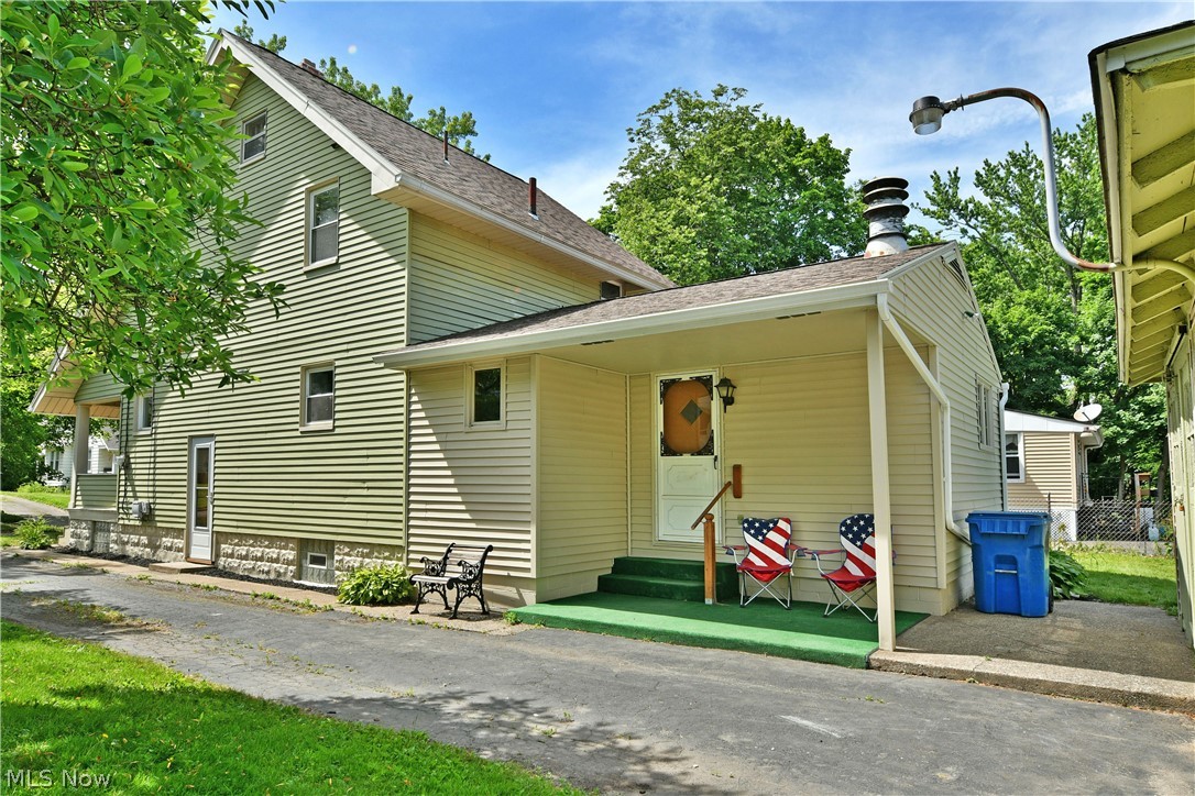 722 5th Street Struthers OH 44471