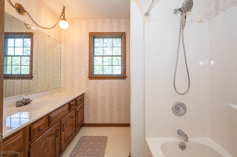 8536 Hilltop Drive Poland OH 44514