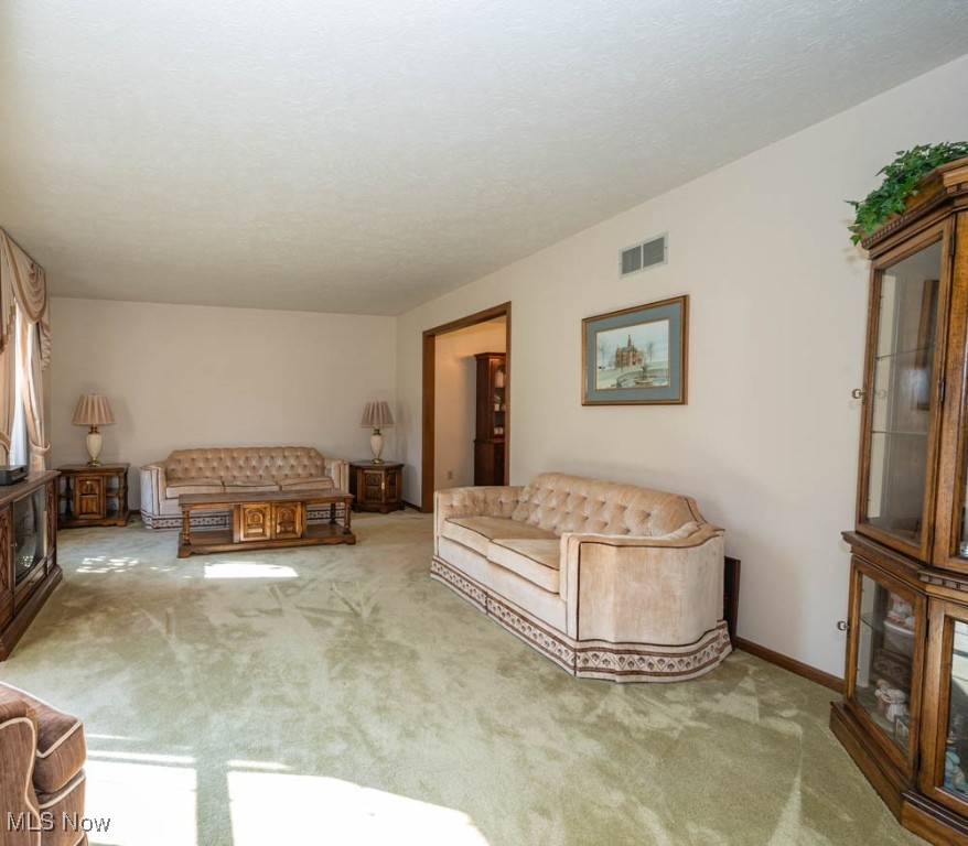 8536 Hilltop Drive Poland OH 44514