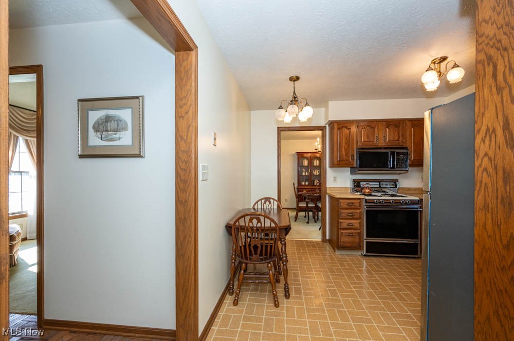 8536 Hilltop Drive Poland OH 44514