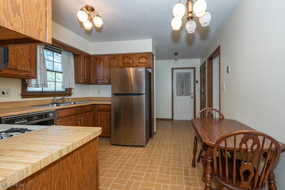 8536 Hilltop Drive Poland OH 44514