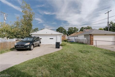 6306 Westlake Avenue Parma OH 44129