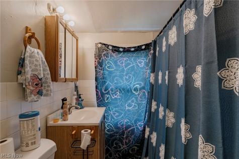 6306 Westlake Avenue Parma OH 44129