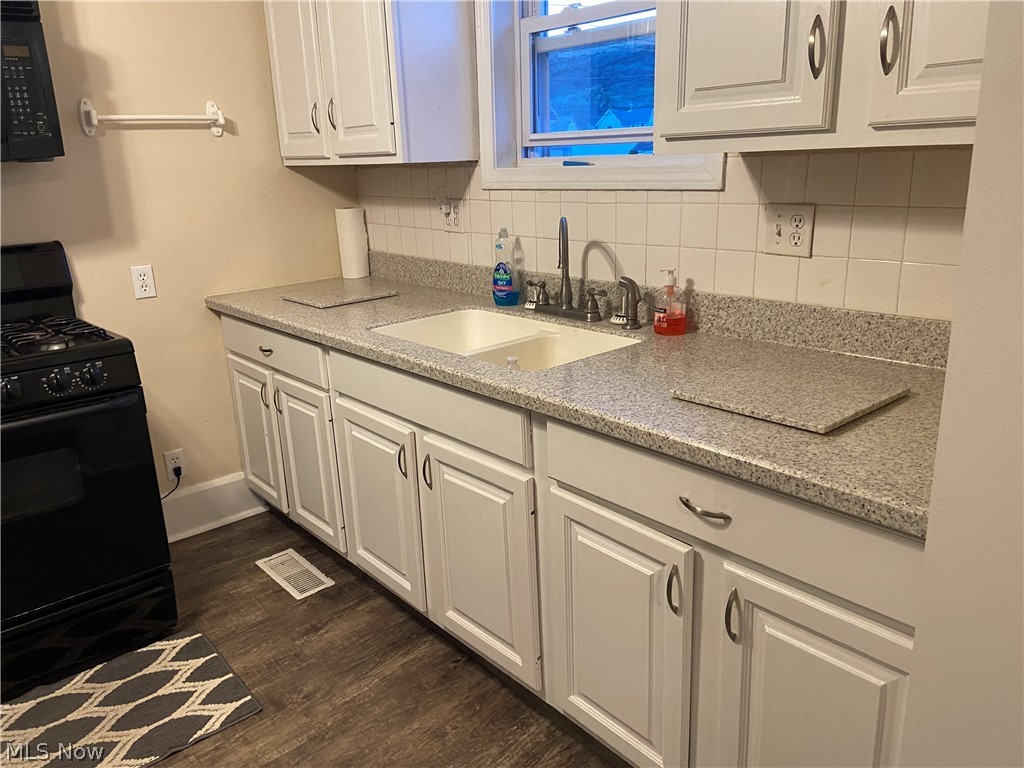 458 S Goodrich Street Newcomerstown OH 43832