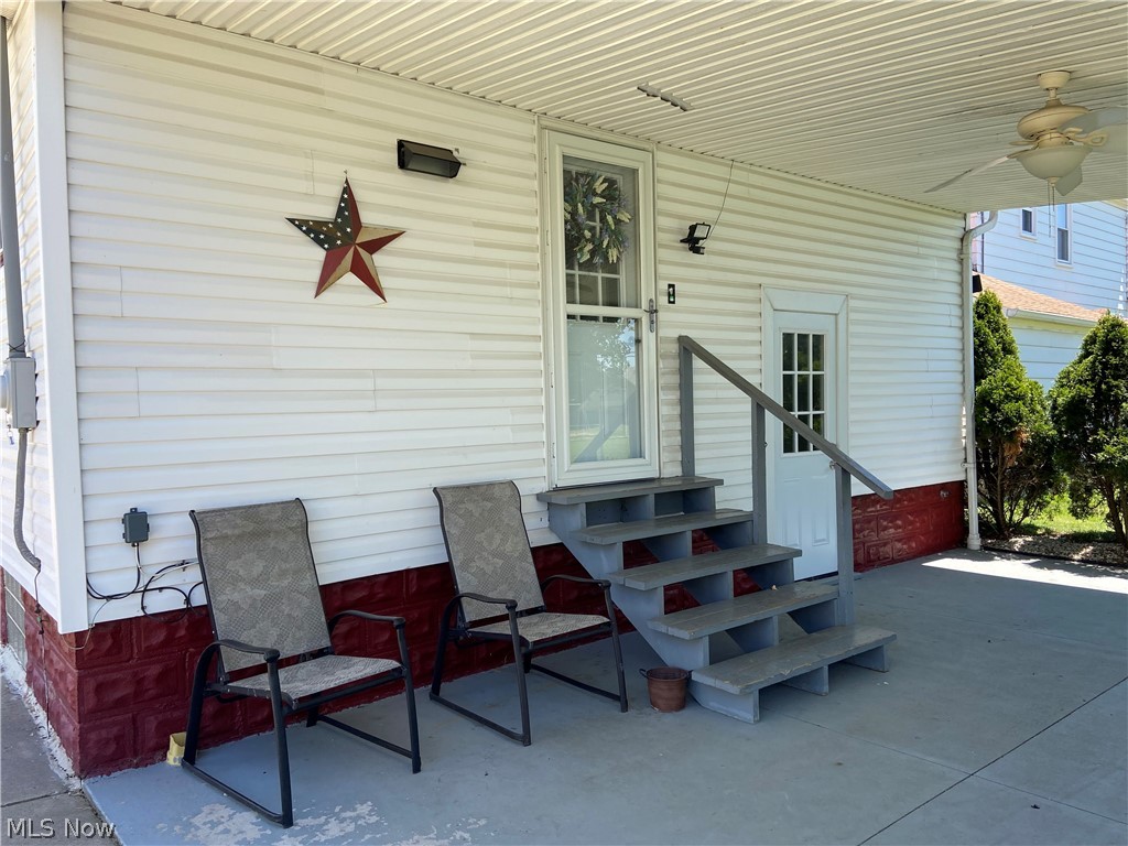 458 S Goodrich Street Newcomerstown OH 43832