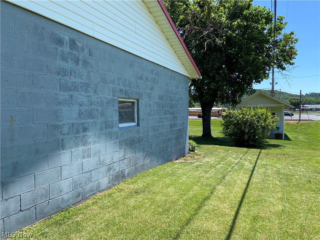 458 S Goodrich Street Newcomerstown OH 43832