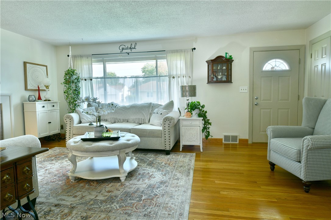 785 Belvedere Avenue NE Warren OH 44483