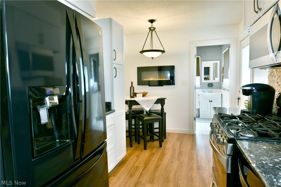 785 Belvedere Avenue NE Warren OH 44483