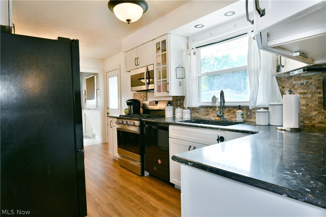 785 Belvedere Avenue NE Warren OH 44483