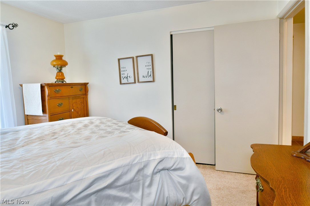 785 Belvedere Avenue NE Warren OH 44483